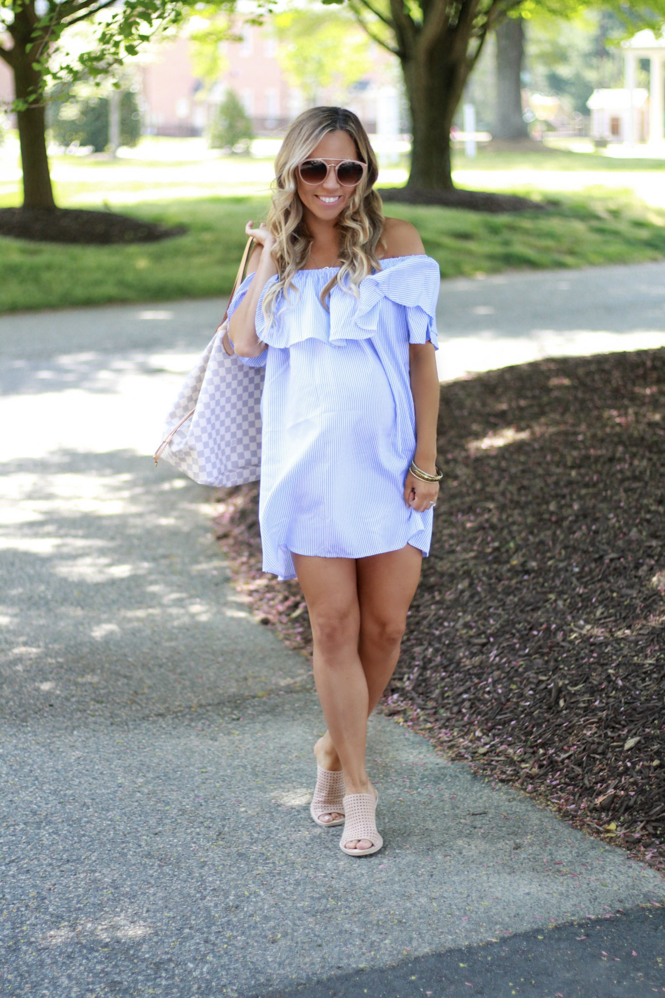 Maternity Style, Blue Ruffle Dress